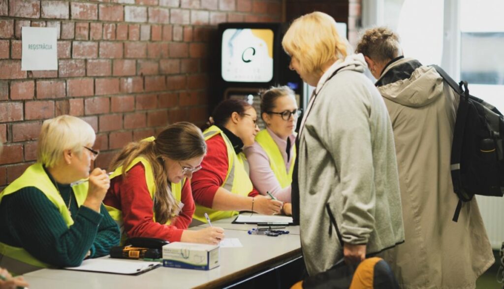 Limbažos izspēlē evakuāciju ar īstu nakts trauksmi