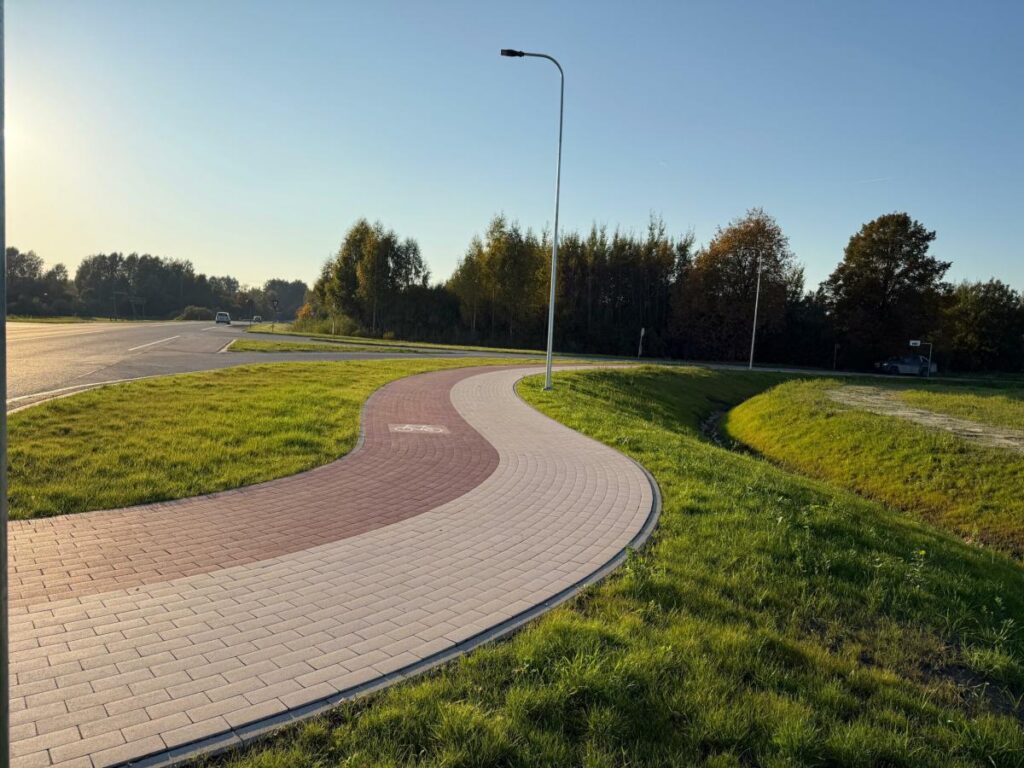Pabeidz gājēju un velo celiņa izbūvi