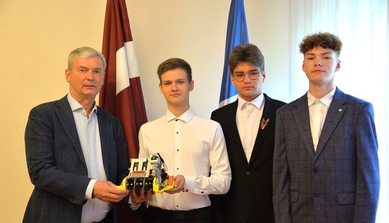 Ilūkstes Raiņa vidusskolas komanda – Eiropas čempioni robotikā