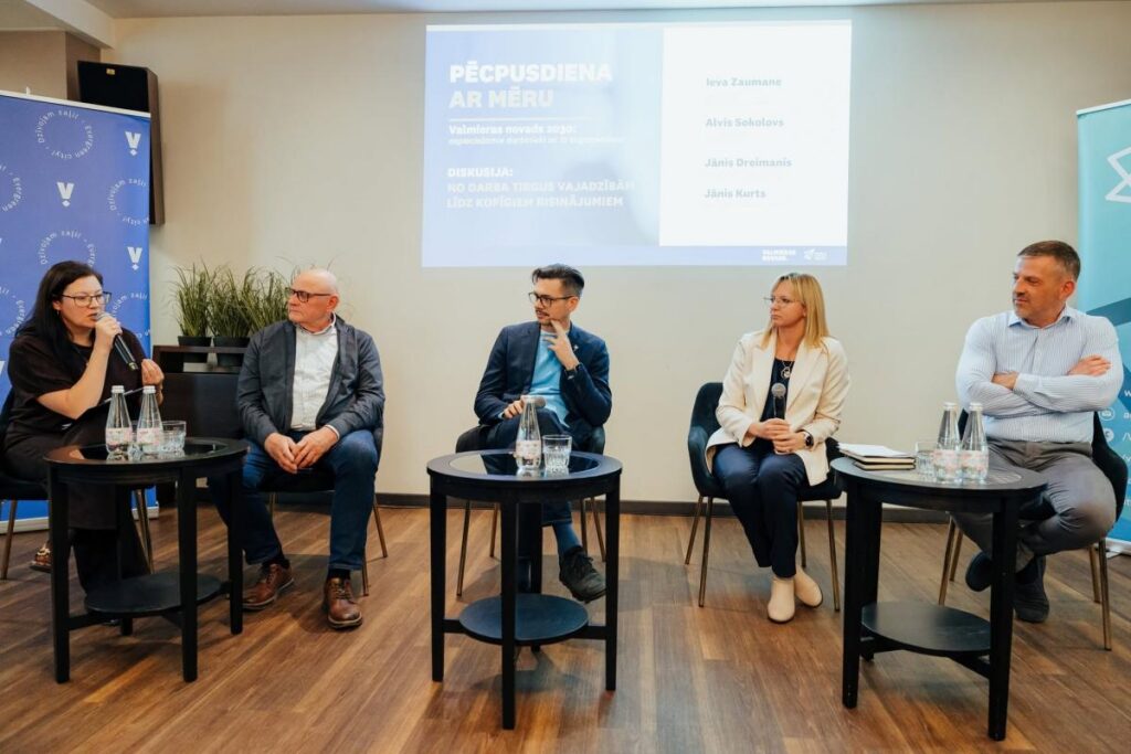 Valmierā diskusija par darbaspēka nākotni